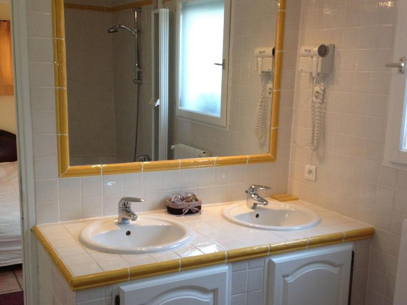 B&B With Charm, Quiet, Kitchen, Sw Pool. Grasse Exteriör bild